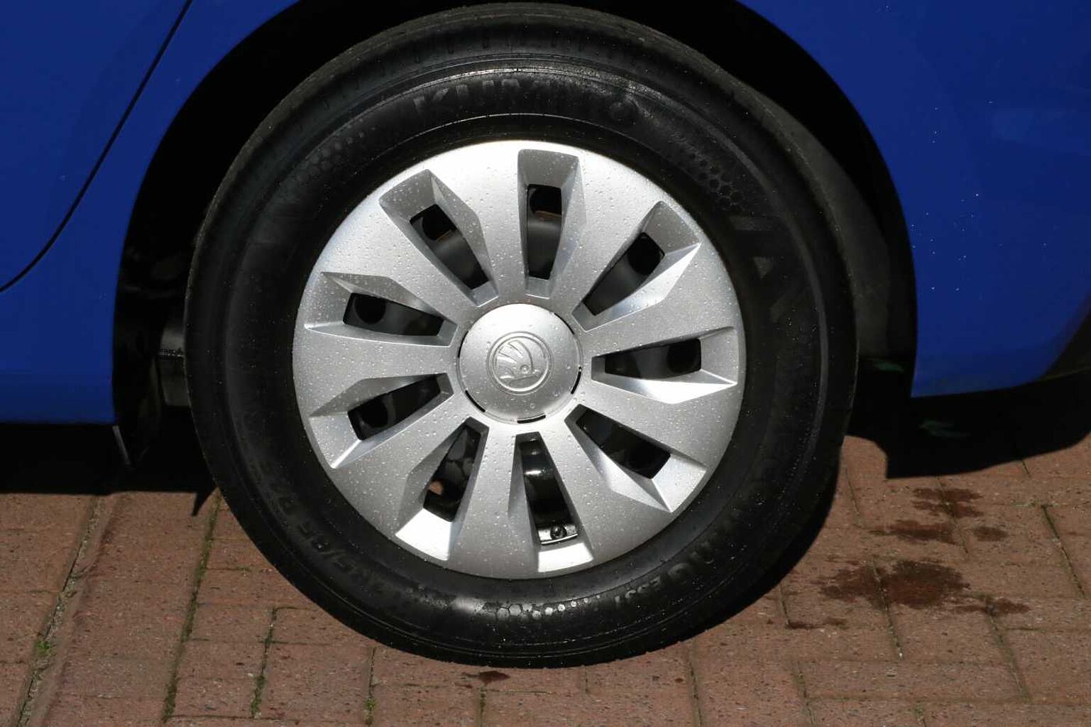 SKODA Fabia 1.0 MPI (65ps) S 5-Dr Hatchback