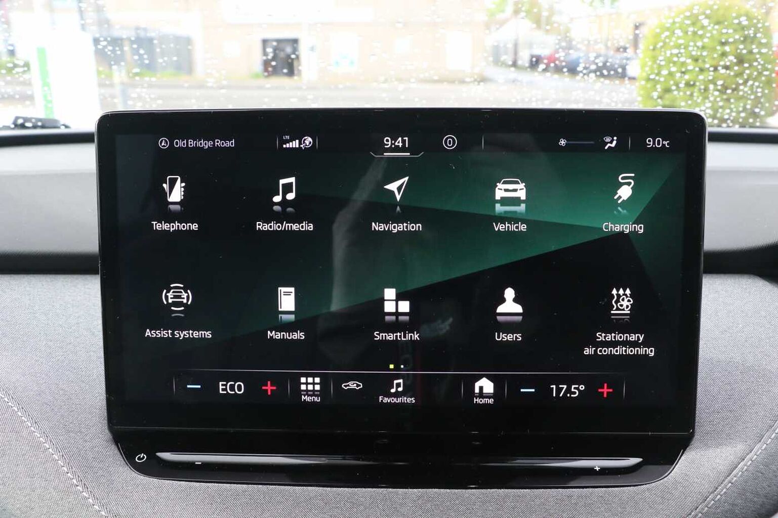 SKODA Enyaq iV E (179ps) 60 62 Kwh
