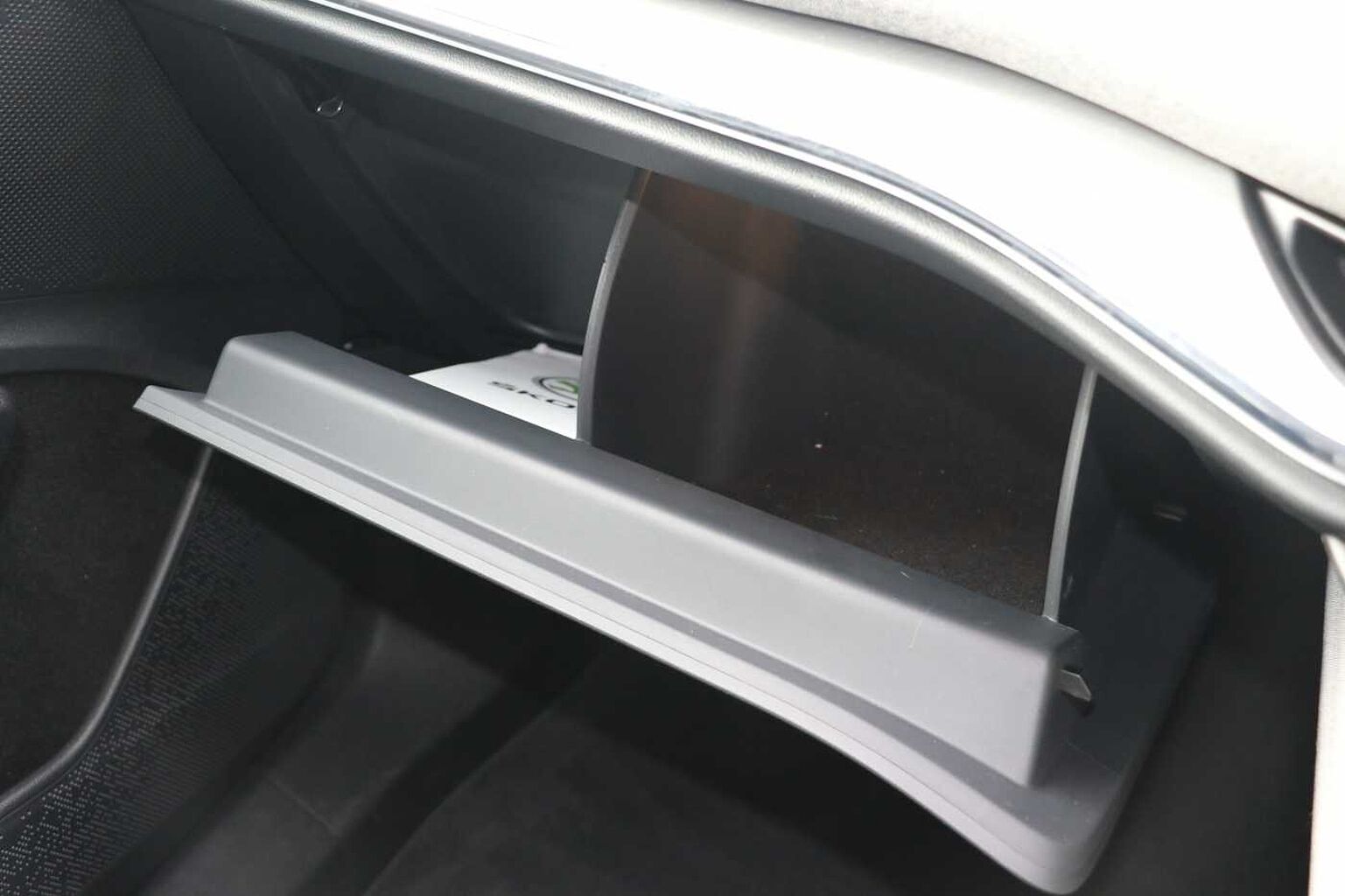 SKODA Enyaq iV E (179ps) 60 62 Kwh