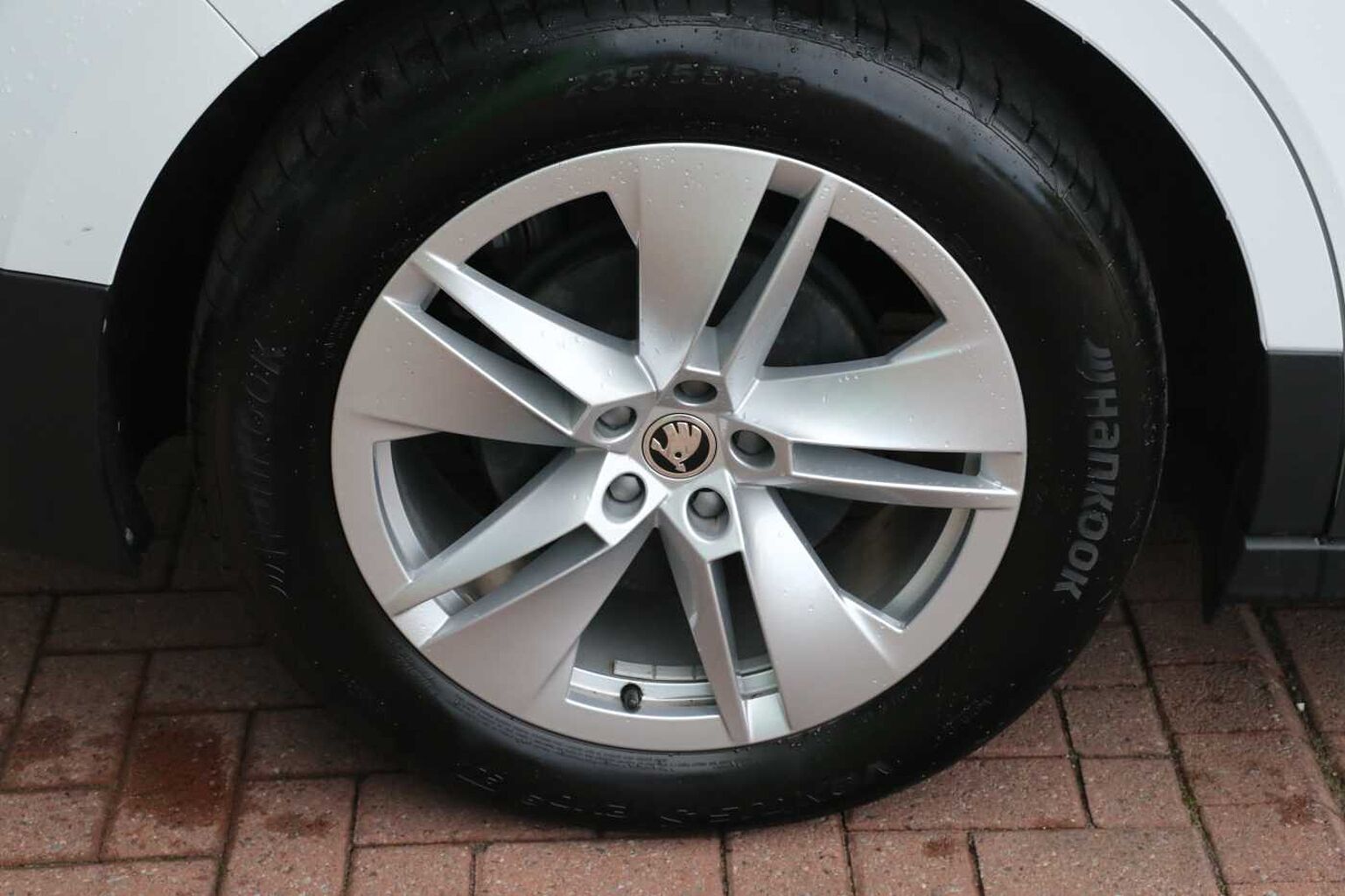 SKODA Enyaq iV E (179ps) 60 62 Kwh