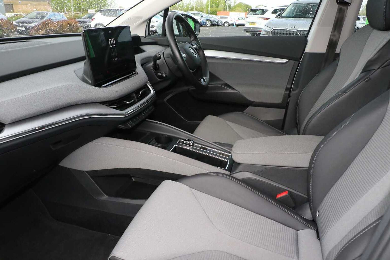 SKODA Enyaq iV E (179ps) 60 62 Kwh