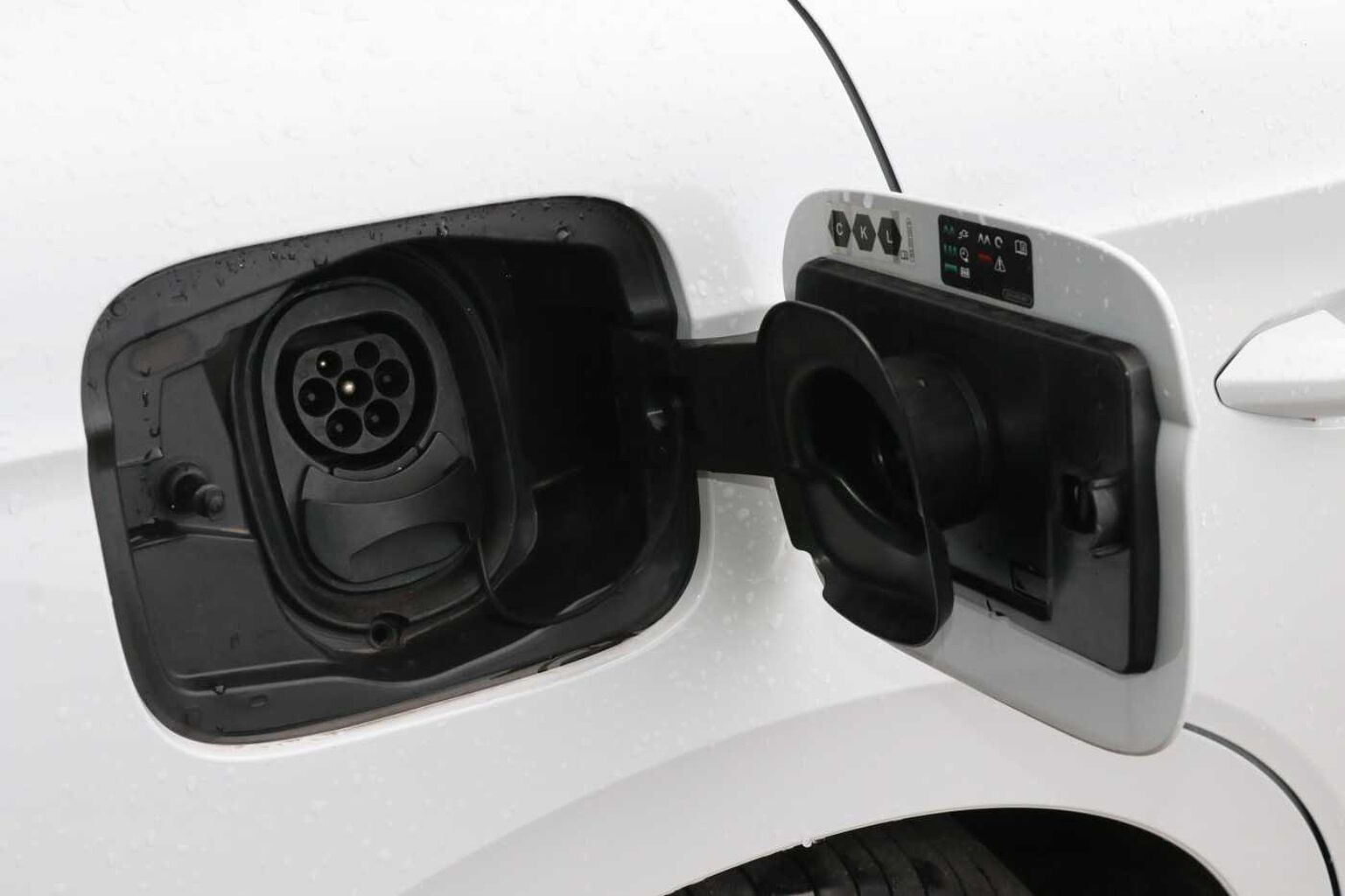 SKODA Enyaq iV E (179ps) 60 62 Kwh