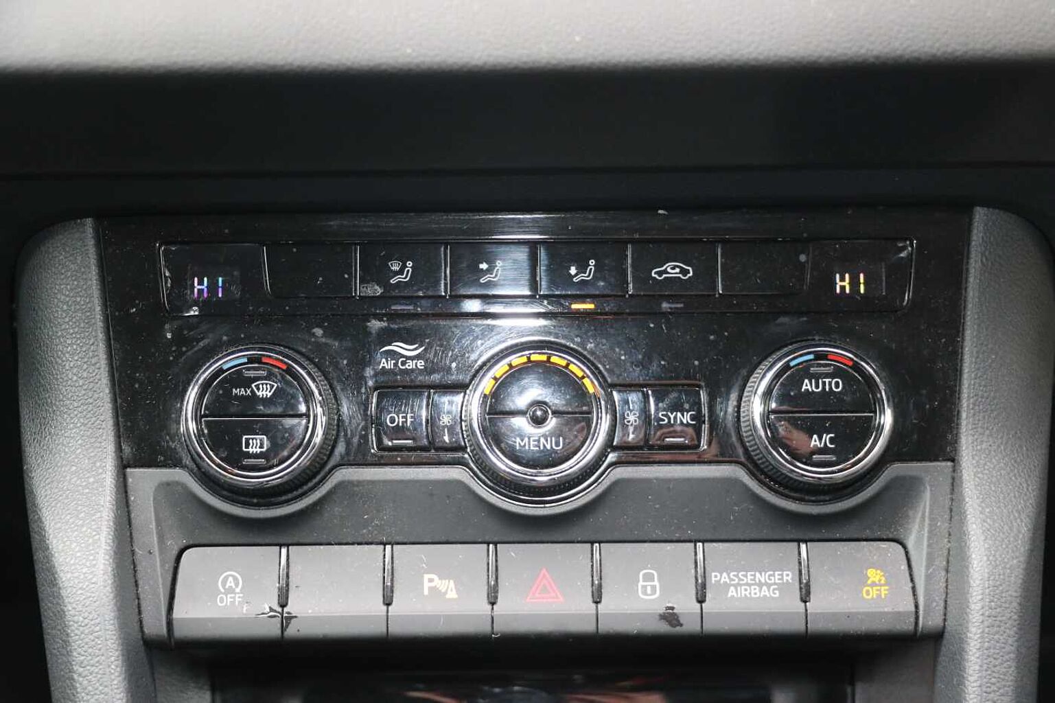 SKODA Karoq SUV 1.0 TSI (115ps) SE Nav Plus