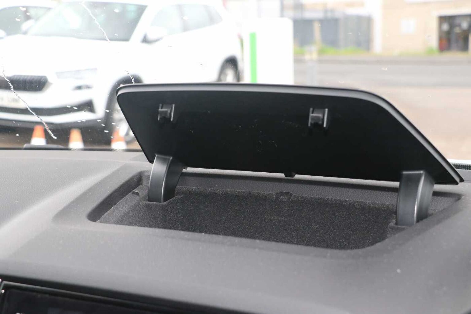 SKODA Karoq SUV 1.0 TSI (115ps) SE Nav Plus