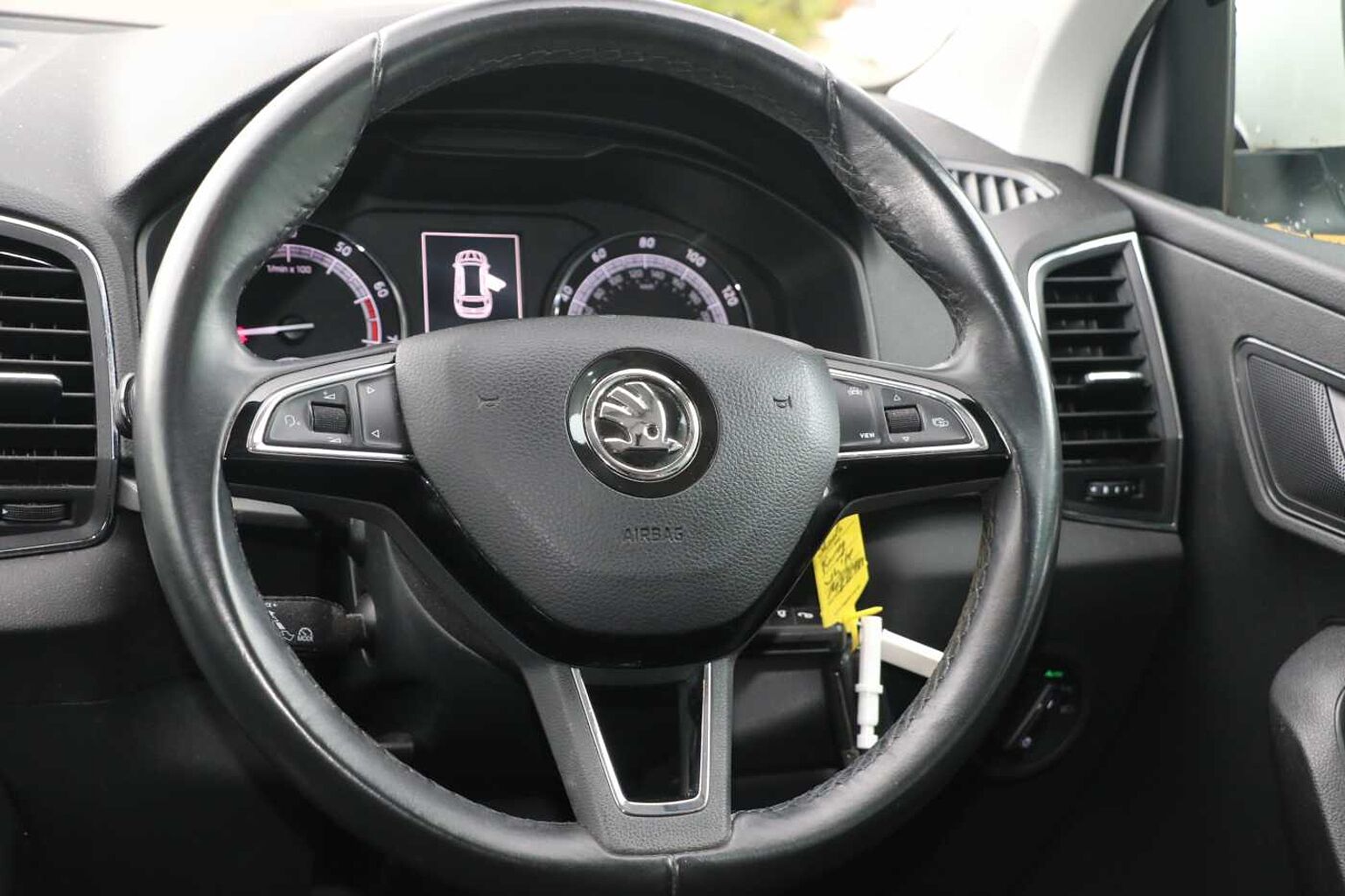 SKODA Karoq SUV 1.0 TSI (115ps) SE Nav Plus